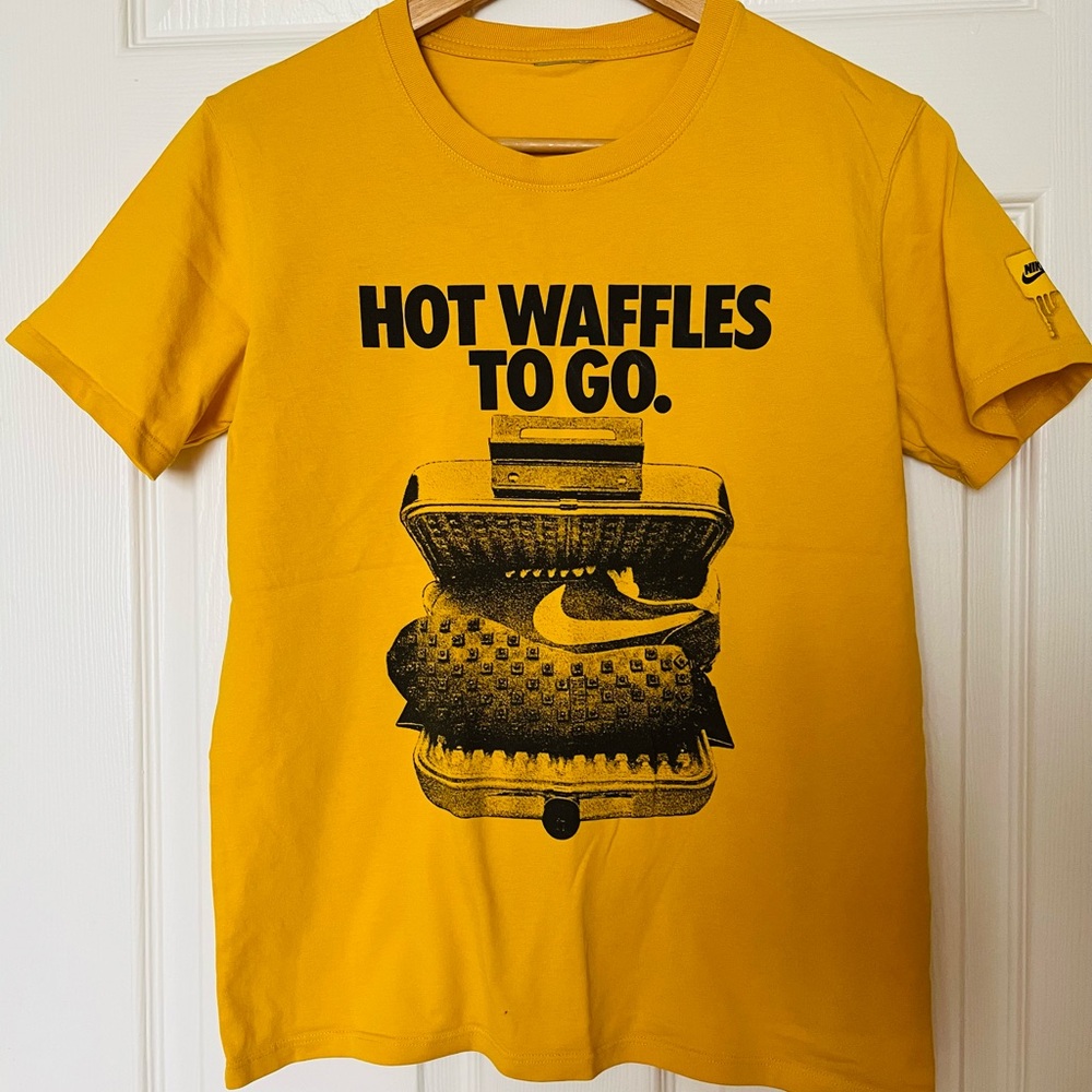 Nike | “ Hot Waffles To Go” Graphic T-Shirt